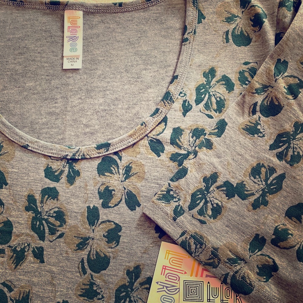LuLaRoe Perfect-T, size medium.